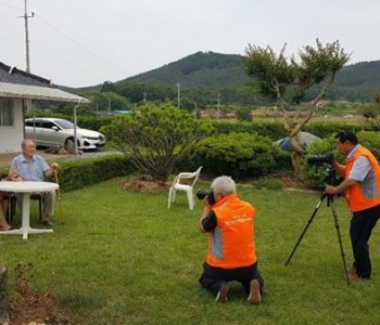 6.25참전용사 가족사진촬영 이미지