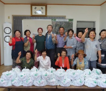 8월 반곡1리 이웃사랑반찬 나눔 봉사 실시 이미지